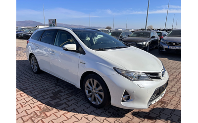 toyota-auris - 3