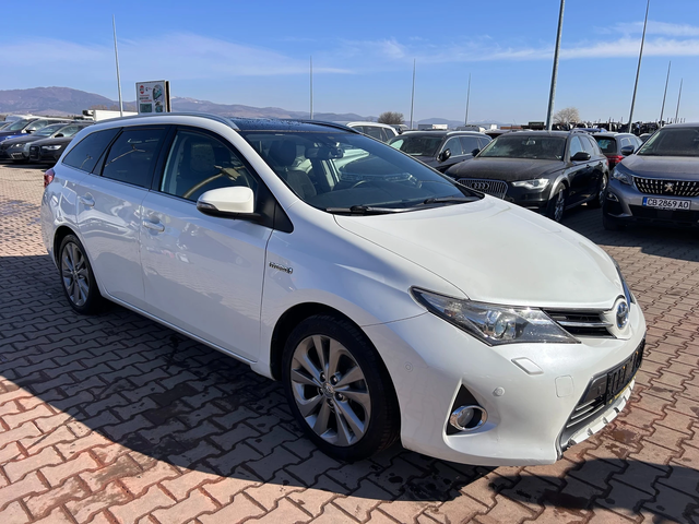 Toyota Auris 1.8HYBRID AVTOMAT/NAVI/KAMERA/KOJA - автомобили, коли, обяви за нови и употребявани 3