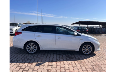 toyota-auris - 4