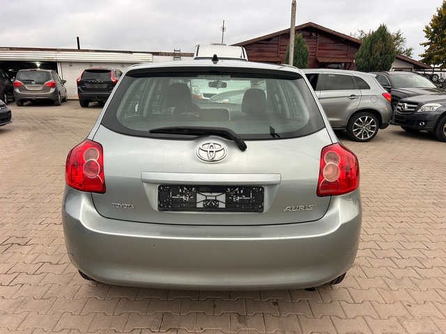 Toyota Auris 1.3i EURO 5 - автомобили, коли, обяви за нови и употребявани 6