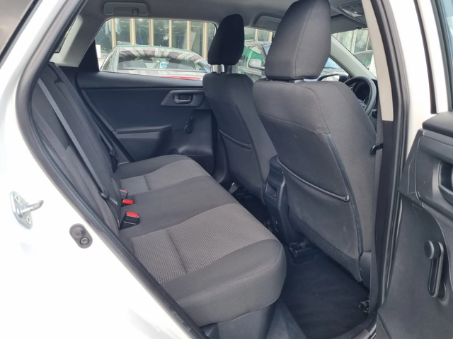 Toyota Auris 1.8i HYBRID - автомобили, коли, обяви за нови и употребявани 12