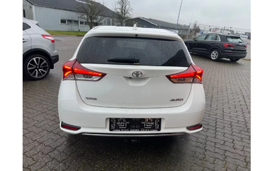 Toyota Auris 1.2 Comfort 116кс - автомобили, коли, обяви за нови и употребявани 7