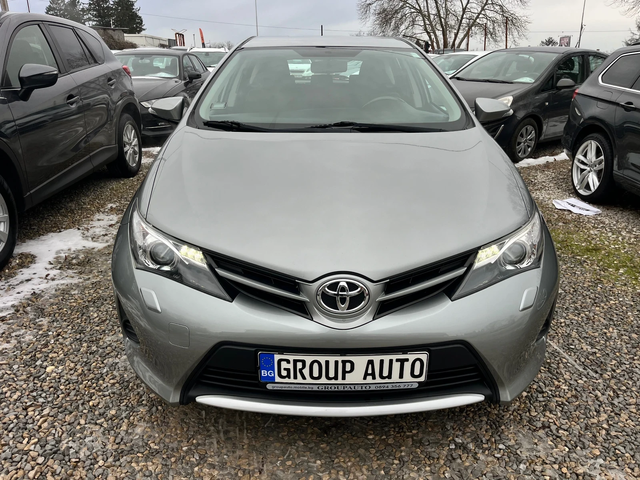 Toyota Auris 1, 6i-132k.c/6ск/ПОДГРЕВ/ТОП СЪСТОЯНИЕ!!! - автомобили, коли, обяви за нови и употребявани 1