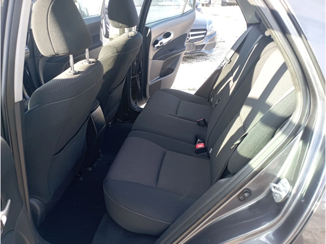 Toyota Auris 2.0D4D, 126кс - автомобили, коли, обяви за нови и употребявани 7