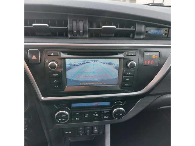 Toyota Auris 2.0 D4-D - автомобили, коли, обяви за нови и употребявани 10