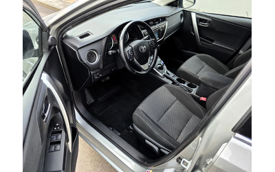 Toyota Auris 1.8Hybrid/136/e-CVT/Active+ - автомобили, коли, обяви за нови и употребявани 6