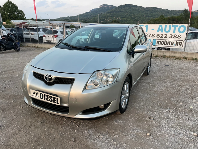 Toyota Auris 2.0d4d-126-ITALIA - автомобили, коли, обяви за нови и употребявани 0