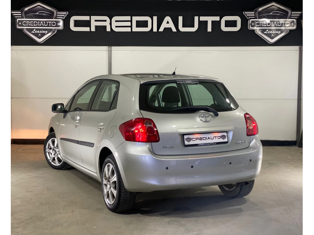 Toyota Auris 1.4 D-4D 90hp - автомобили, коли, обяви за нови и употребявани 3