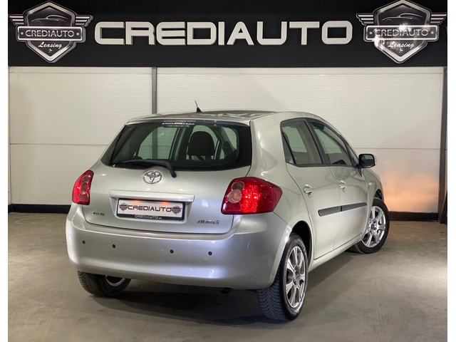 Toyota Auris 1.4 D-4D 90hp - автомобили, коли, обяви за нови и употребявани 5