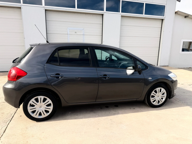 Toyota Auris 1.4d4d 90k* * * UNIKAT* * * - автомобили, коли, обяви за нови и употребявани 11