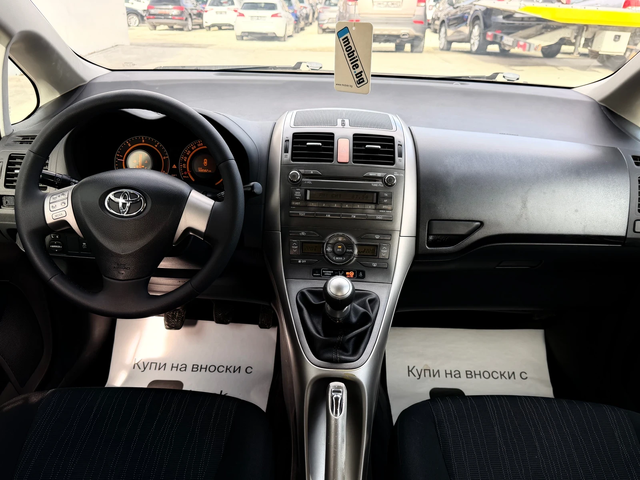 Toyota Auris 1.4d4d 90k* * * UNIKAT* * * - автомобили, коли, обяви за нови и употребявани 8