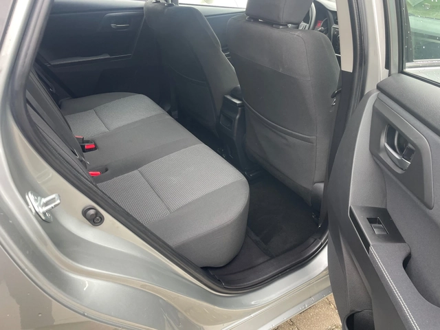 Toyota Auris 1.4 d4d Active - автомобили, коли, обяви за нови и употребявани 10