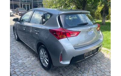 Toyota Auris 1.4 d4d Active - автомобили, коли, обяви за нови и употребявани 6