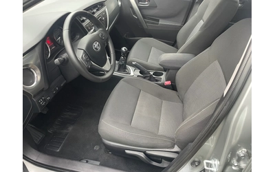 Toyota Auris 1.4 d4d Active - автомобили, коли, обяви за нови и употребявани 7