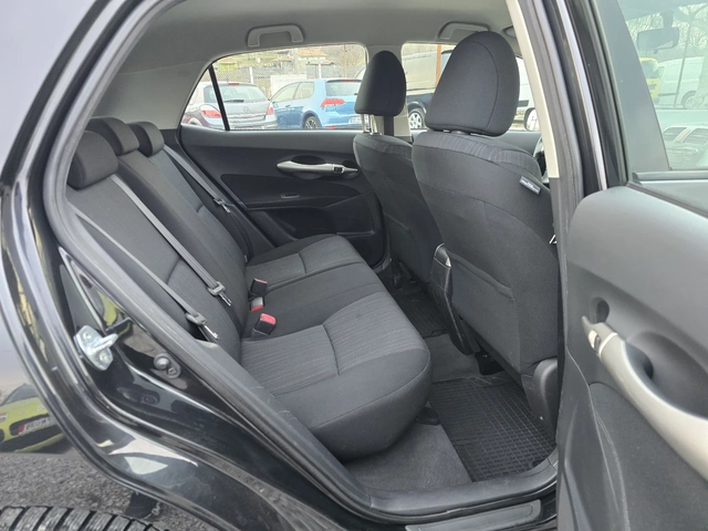 Toyota Auris 1.4 D4D 90 К.С. 6 СКОРОСТИ КЛИМАТРОНИК - автомобили, коли, обяви за нови и употребявани 10