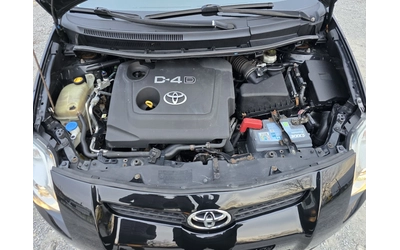 Toyota Auris 1.4 D4D 90 К.С. 6 СКОРОСТИ КЛИМАТРОНИК - автомобили, коли, обяви за нови и употребявани 16