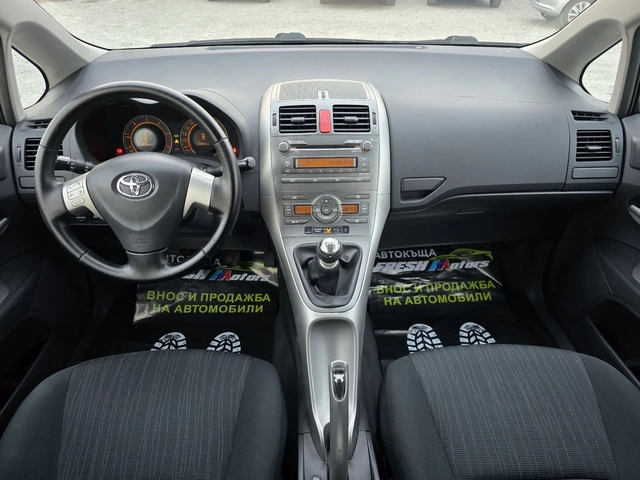 Toyota Auris 1.4 D4D 90 К.С. 6 СКОРОСТИ КЛИМАТРОНИК - автомобили, коли, обяви за нови и употребявани 7
