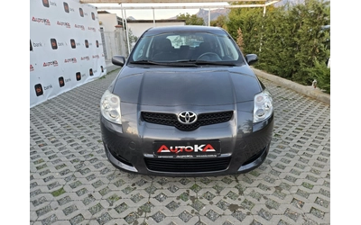 toyota-auris - 0