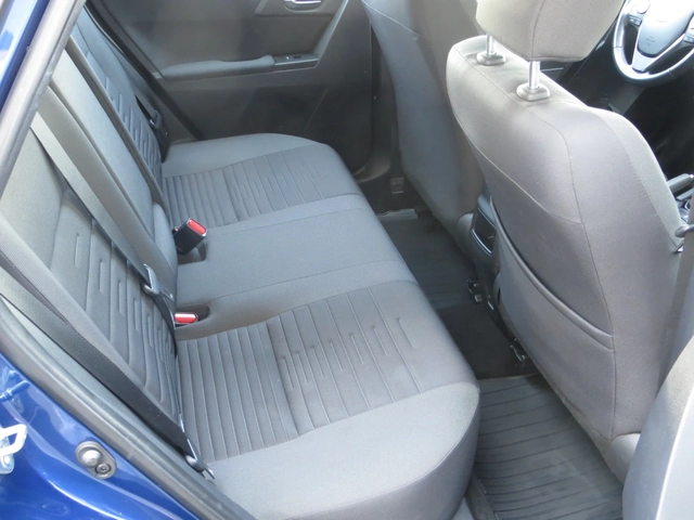 Toyota Auris 1, 2 - автомобили, коли, обяви за нови и употребявани 11