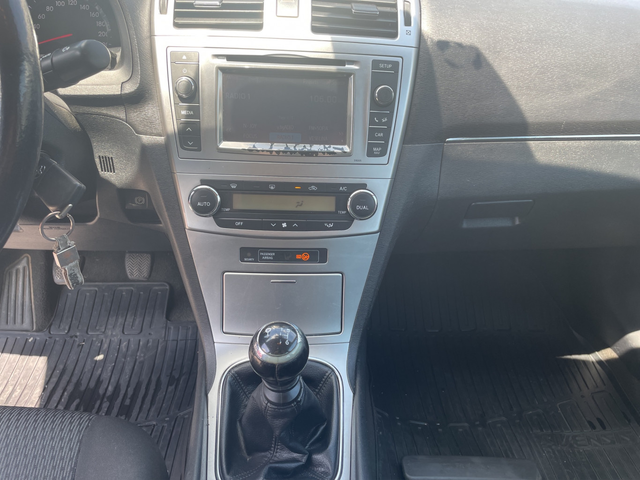 Toyota AVENSIS 1.8 petrol 147 hp MT6 EURO 5B - автомобили, коли, обяви за нови и употребявани 16