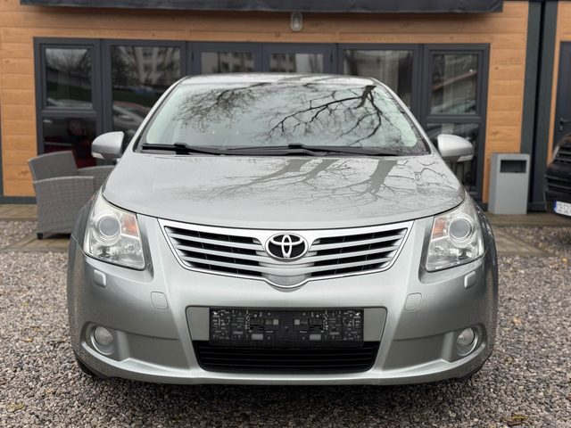 Toyota Avensis 1.8VVT-i 147hp СЕДАН - автомобили, коли, обяви за нови и употребявани 1