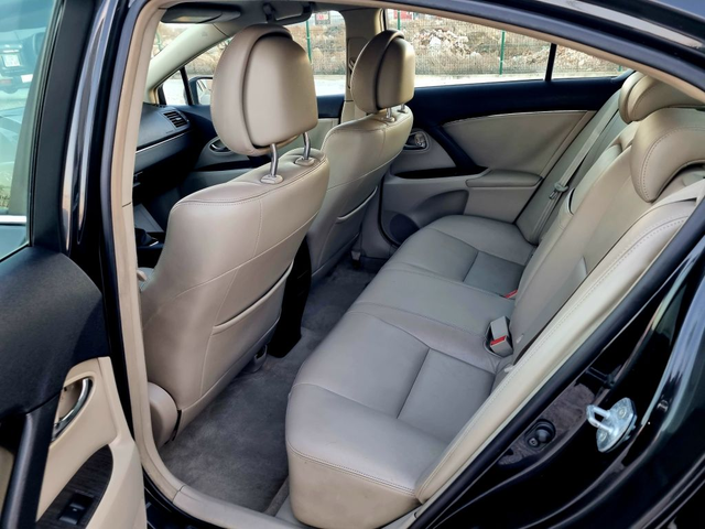 Toyota Avensis 1.8VVTI 147ks.Koja - автомобили, коли, обяви за нови и употребявани 16