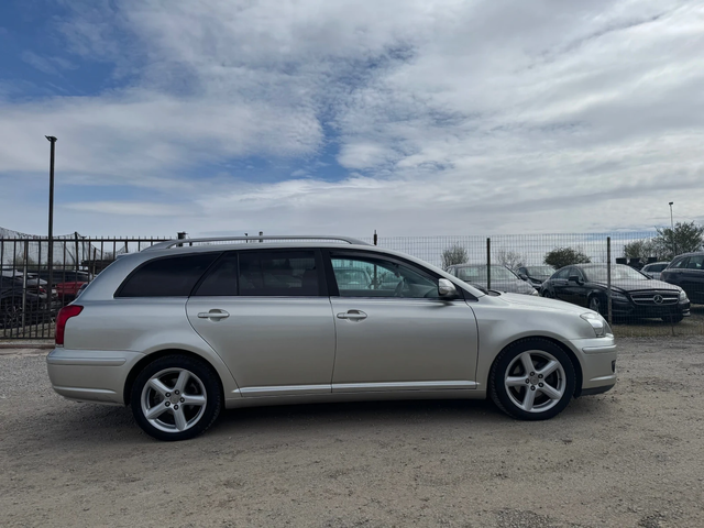 Toyota Avensis * Собствен лизинг* - автомобили, коли, обяви за нови и употребявани 3