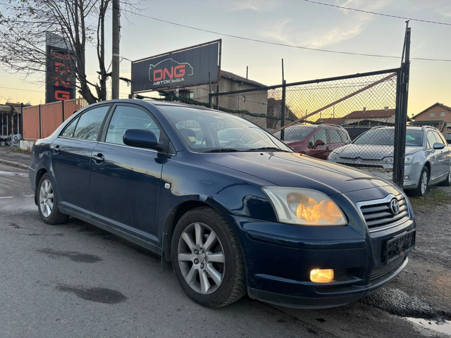 Toyota Avensis 1, 800 EURO4 - автомобили, коли, обяви за нови и употребявани 0
