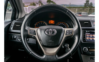 Toyota Avensis 1.8 VVT-i Automatic | С ГАРАНЦИЯ - автомобили, коли, обяви за нови и употребявани 10