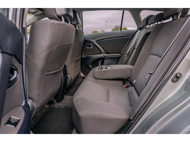 Toyota Avensis 1.8 VVT-i Automatic | С ГАРАНЦИЯ - автомобили, коли, обяви за нови и употребявани 16