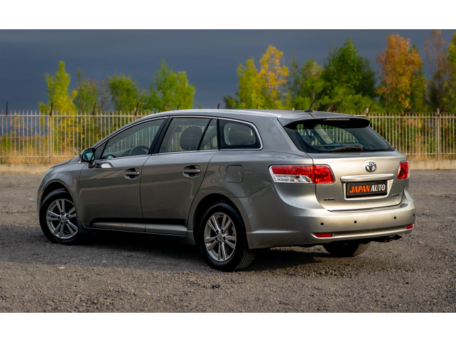 Toyota Avensis 1.8 VVT-i Automatic | С ГАРАНЦИЯ - автомобили, коли, обяви за нови и употребявани 5