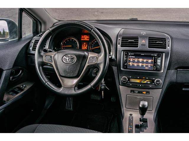 Toyota Avensis 1.8 VVT-i Automatic | С ГАРАНЦИЯ - автомобили, коли, обяви за нови и употребявани 8