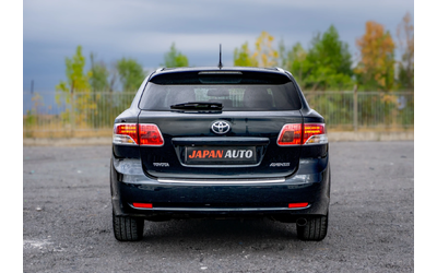 toyota-avensis - 4