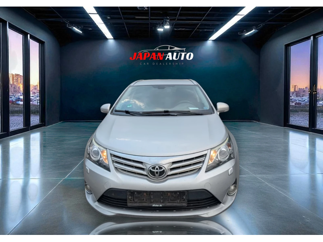 Toyota Avensis 2.0D-4D - автомобили, коли, обяви за нови и употребявани 1