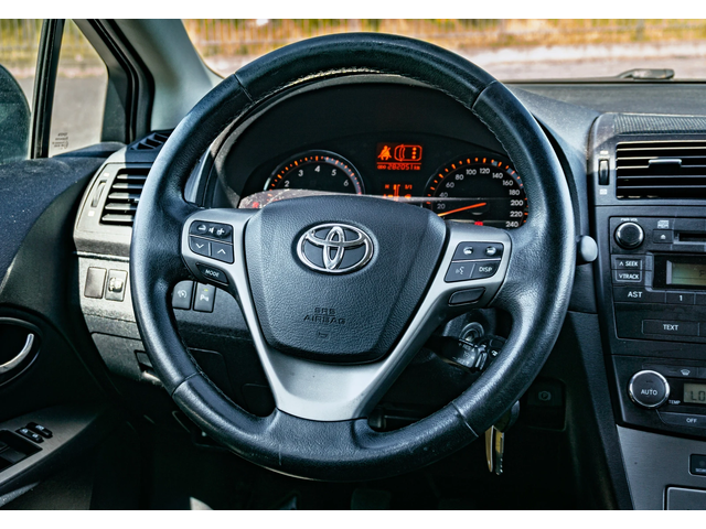 Toyota Avensis 1.8 VVT-i | С ГАРАНЦИЯ - автомобили, коли, обяви за нови и употребявани 10