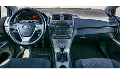 Toyota Avensis 1.8 VVT-i | С ГАРАНЦИЯ - автомобили, коли, обяви за нови и употребявани 9