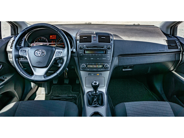 Toyota Avensis 1.8 VVT-i | С ГАРАНЦИЯ - автомобили, коли, обяви за нови и употребявани 9