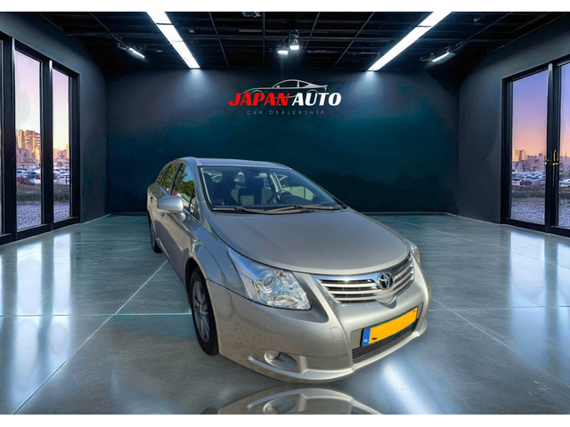 Toyota Avensis 1.8 VVT-i Очакван внос! - автомобили, коли, обяви за нови и употребявани 1