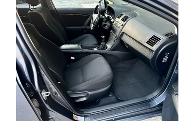 Toyota Avensis 2.0 - автомобили, коли, обяви за нови и употребявани 11