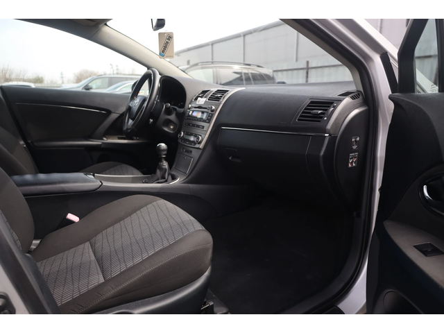 Toyota Avensis Avensis - автомобили, коли, обяви за нови и употребявани 7