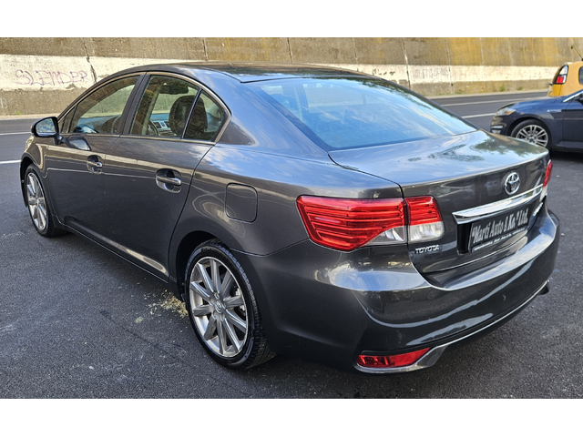 Toyota Avensis 2.2 D4D - автомобили, коли, обяви за нови и употребявани 6