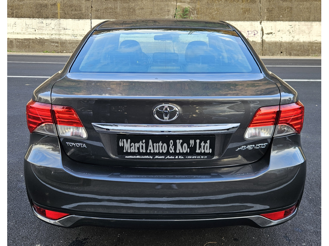 Toyota Avensis 2.2 D4D - автомобили, коли, обяви за нови и употребявани 7