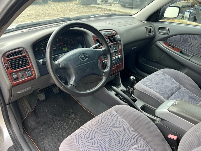 Toyota Avensis 2.0TD-90к.с/Климатик/Автоматични фарове/ел. Пакет - автомобили, коли, обяви за нови и употребявани 9