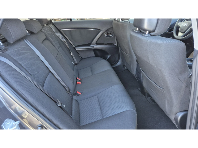 Toyota Avensis 2.2 диз 150к.с. - автомобили, коли, обяви за нови и употребявани 14