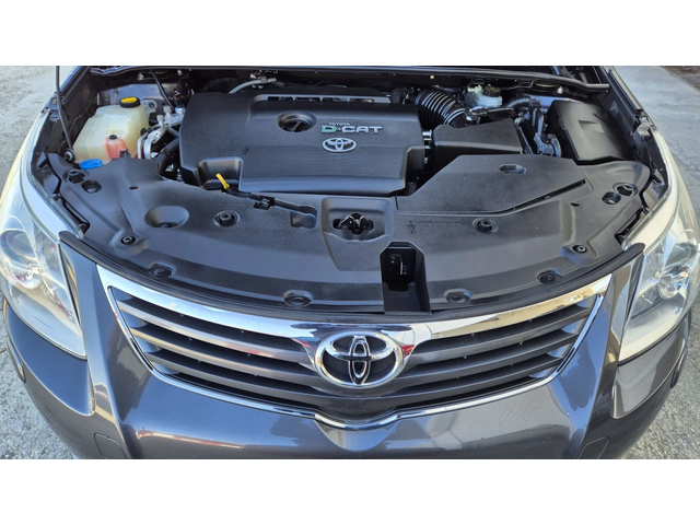 Toyota Avensis 2.2 диз 150к.с. - автомобили, коли, обяви за нови и употребявани 16