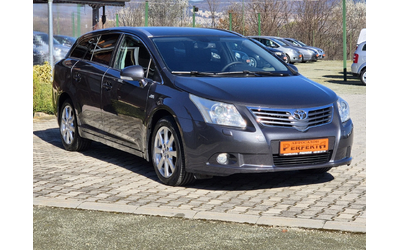 toyota-avensis - 4