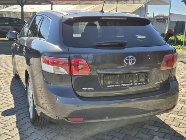 Toyota Avensis 2.2 диз 150к.с. - автомобили, коли, обяви за нови и употребявани 8