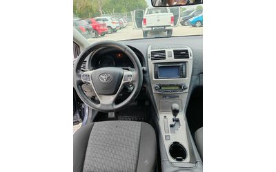 Toyota Avensis 2.2, 177к.с. - автомобили, коли, обяви за нови и употребявани 11