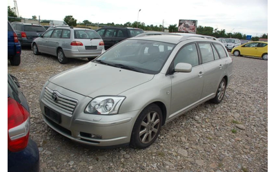 toyota-avensis - 0