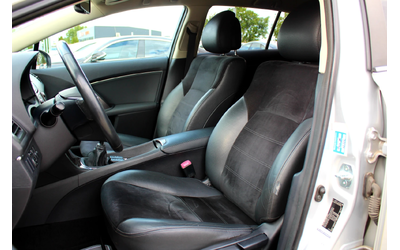 Toyota Avensis 2.2 D-4D D-Cat Executive/ЛИЗИНГ - автомобили, коли, обяви за нови и употребявани 10